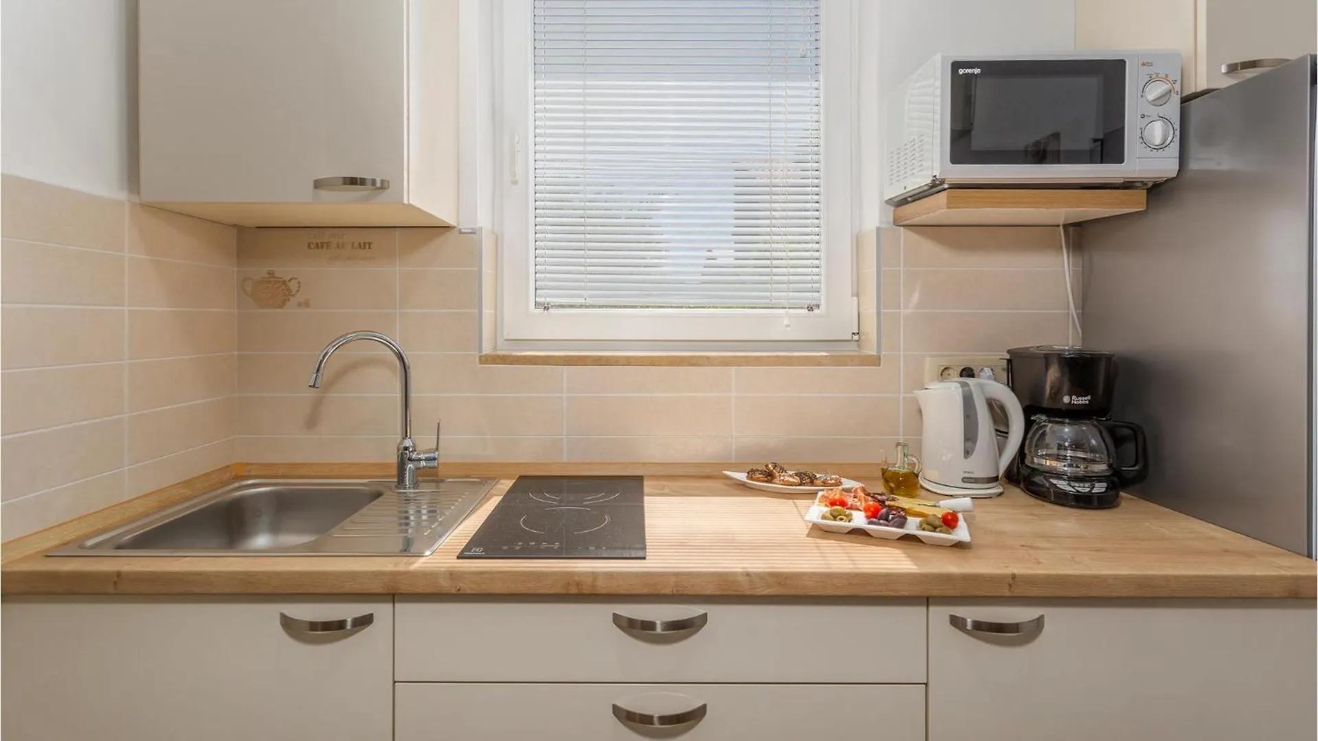 Beautiful Home In Malinska With Kitchen Holiday home